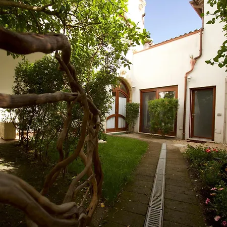 Sa Domu De Su Marchesu Historic House In Apartment