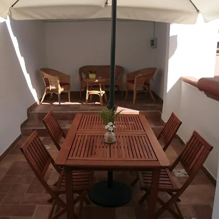 Sa Domu De Su Marchesu Historic House In San Sperate