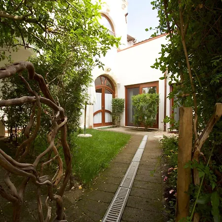 Apartment Sa Domu De Su Marchesu Historic House In San Sperate